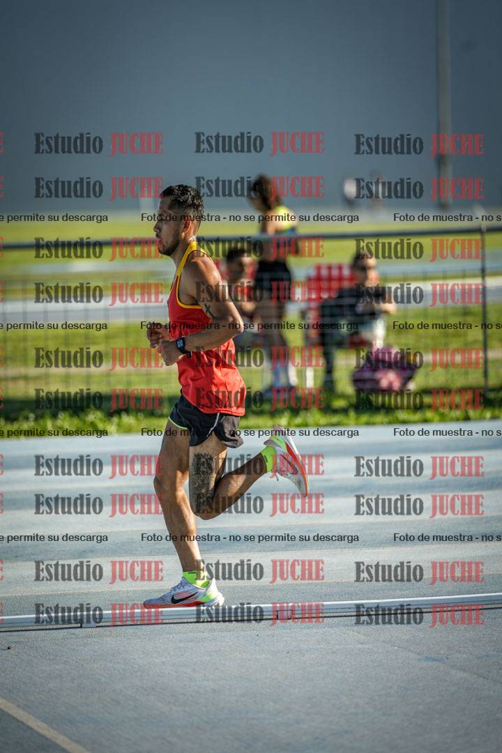 Fotos de los 3000 m llanos de varones