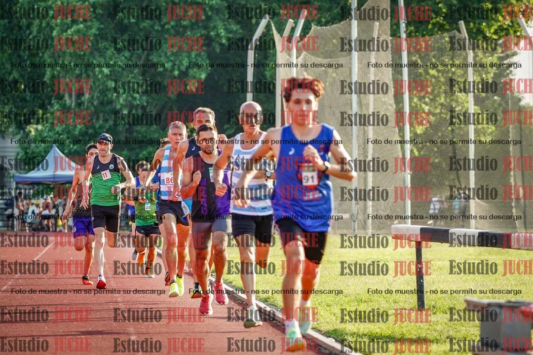 Fotos de los 1500 m llanos de varones