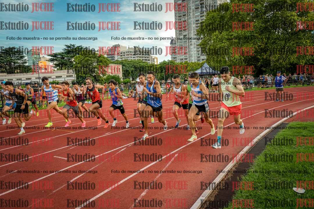 Fotos de los 1500 m llanos de varones
