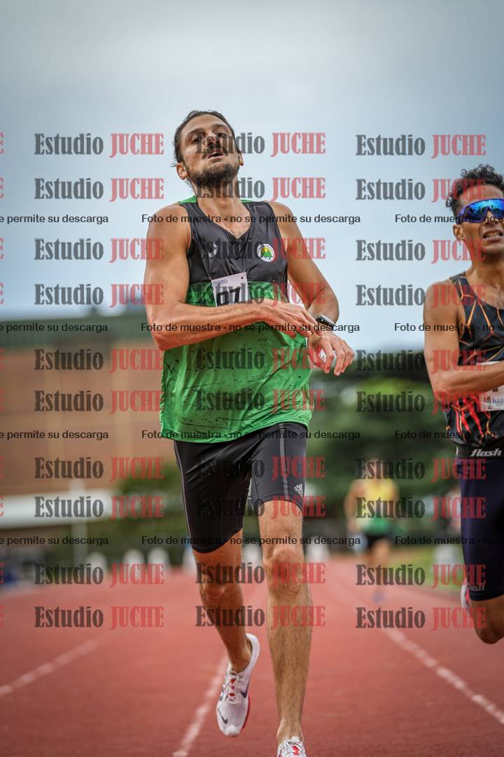 Fotos de los 3000 m llanos de varones