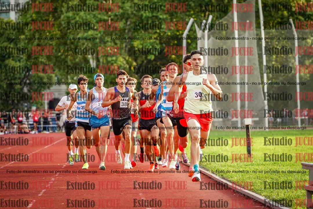 Fotos de los 1500 m llanos de varones