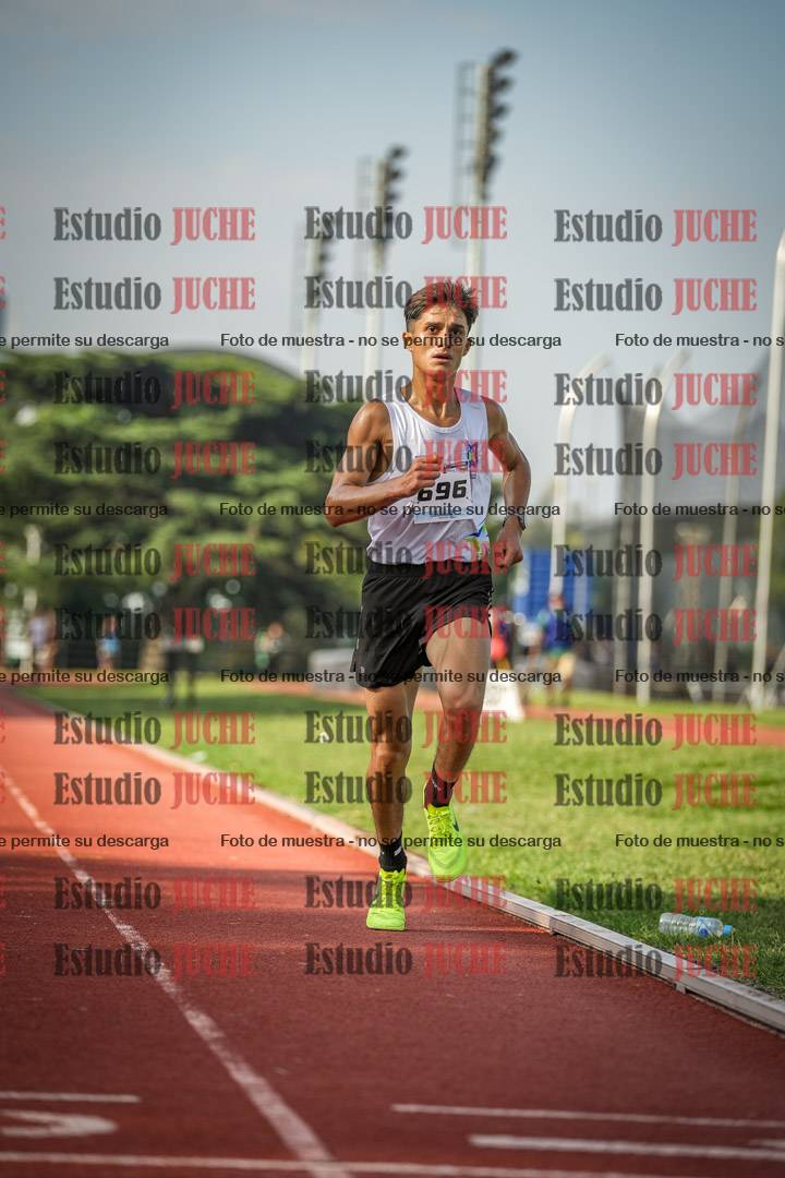 Fotos de los 3000 m llanos de varones
