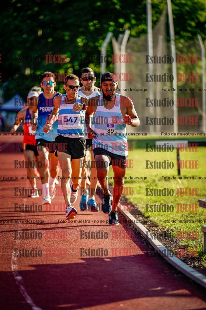 Fotos de los 3000 m llanos de varones