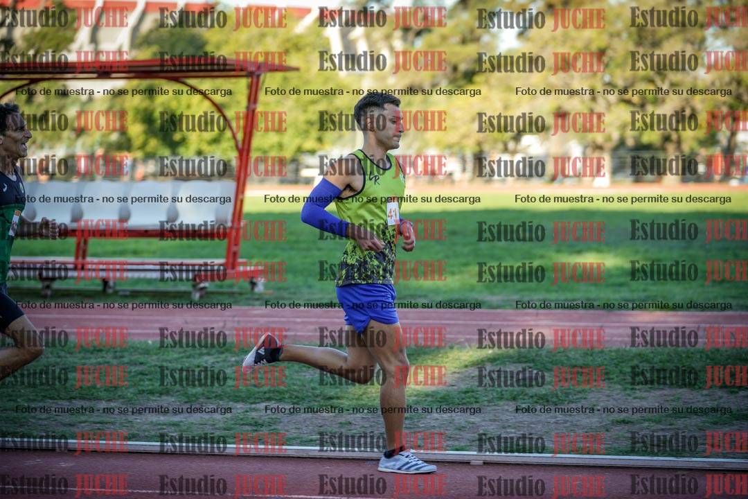 Fotos de los 3000 m llanos de varones