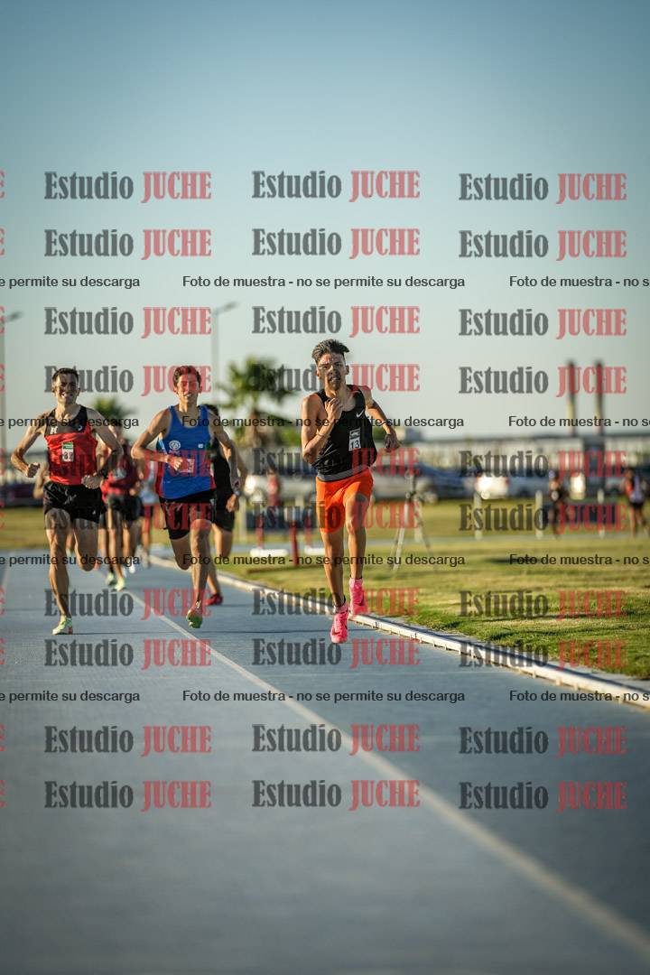 Fotos de los 1500 m llanos de varones