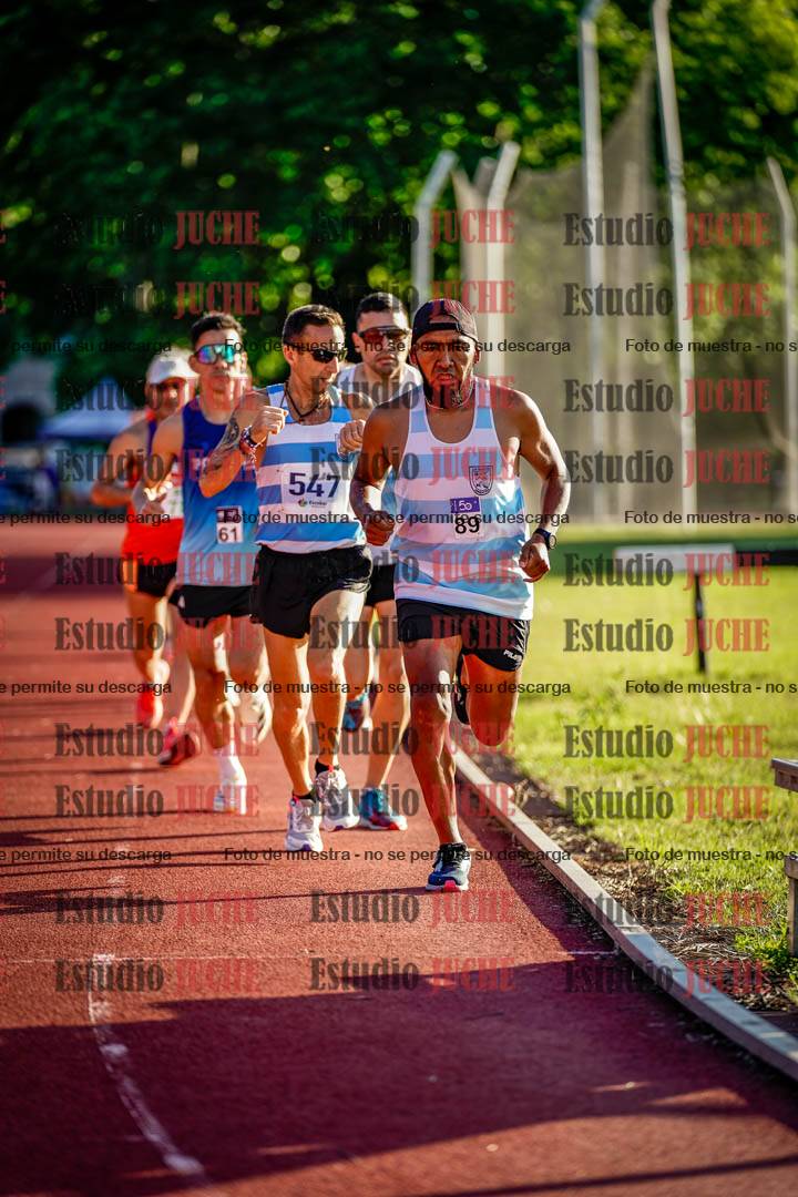 Fotos de los 3000 m llanos de varones