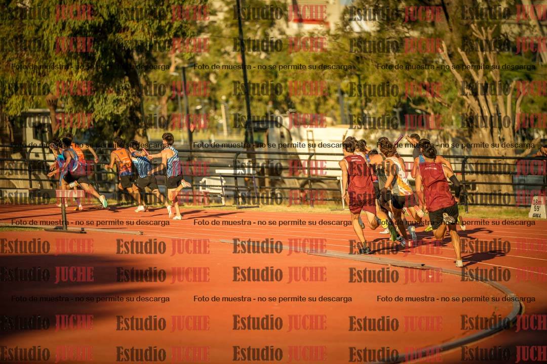 Fotos de las Postas 4x100 m de varones
