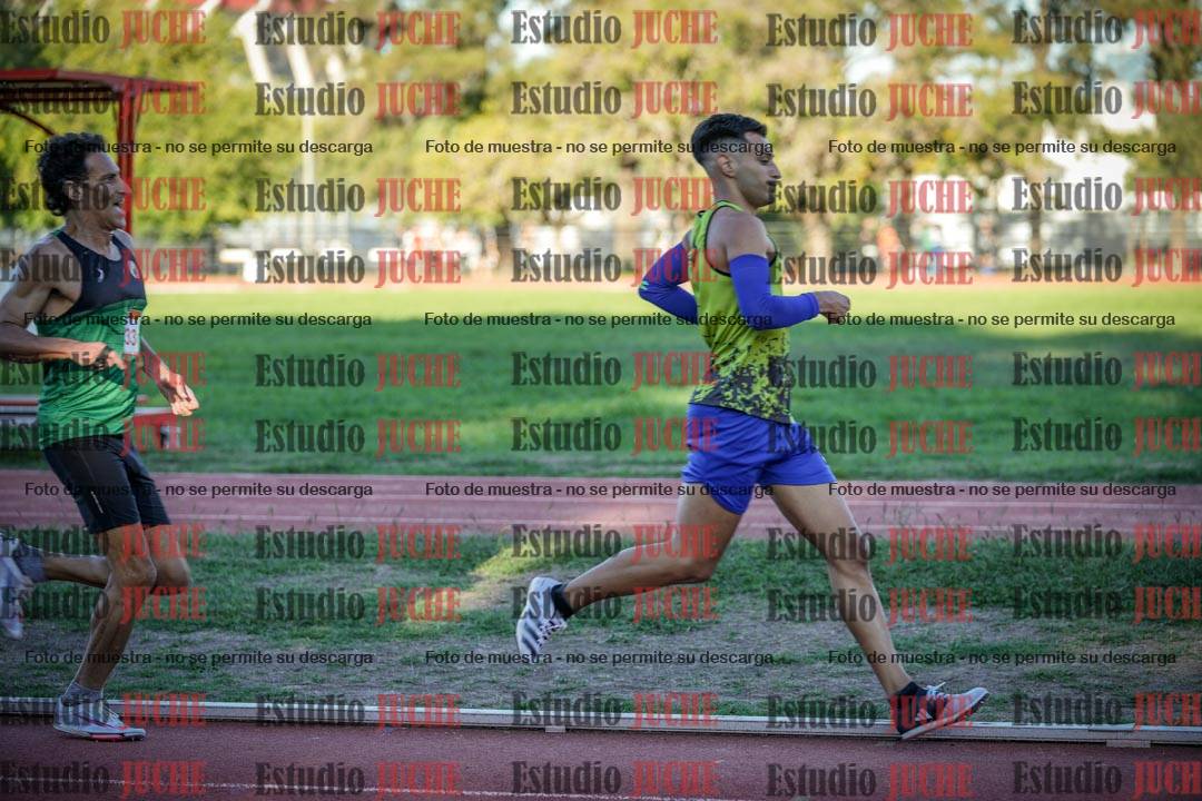 Fotos de los 3000 m llanos de varones
