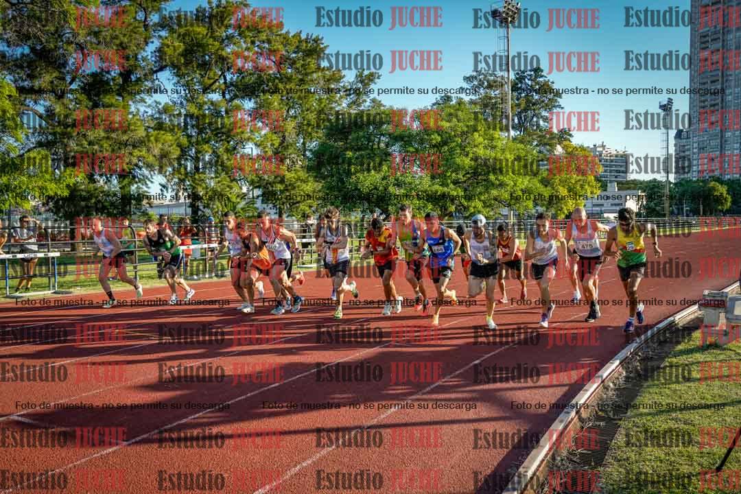 Fotos de los 3000 m llanos de varones
