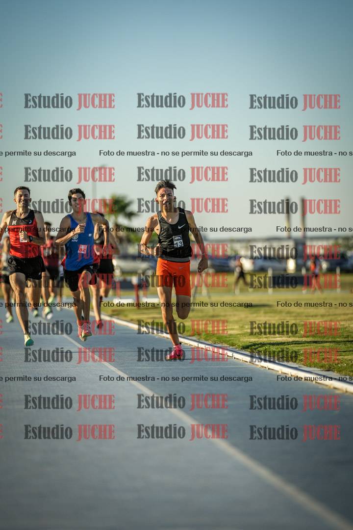 Fotos de los 1500 m llanos de varones