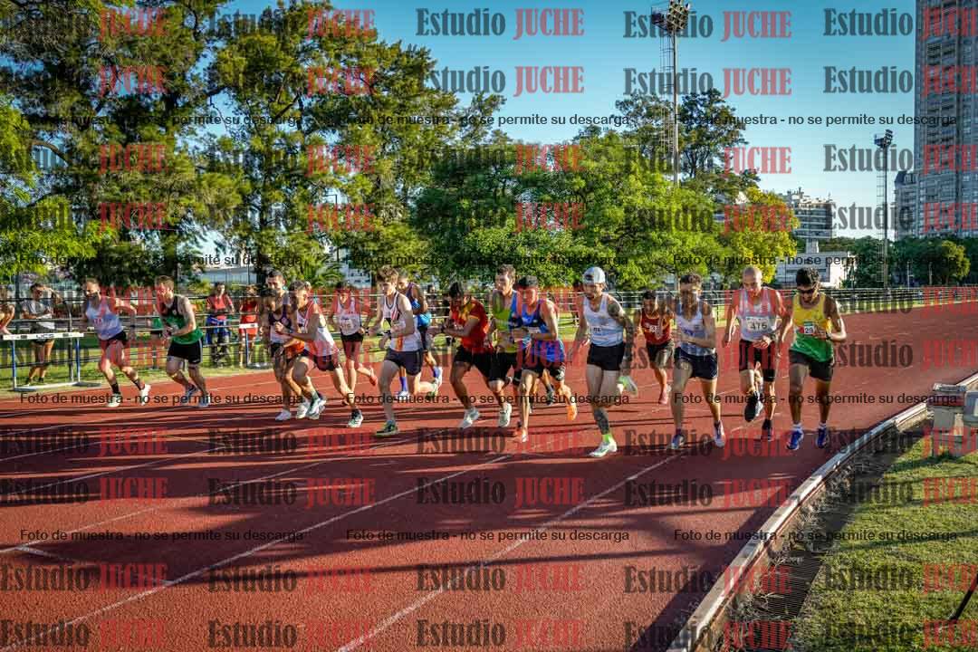 Fotos de los 3000 m llanos de varones