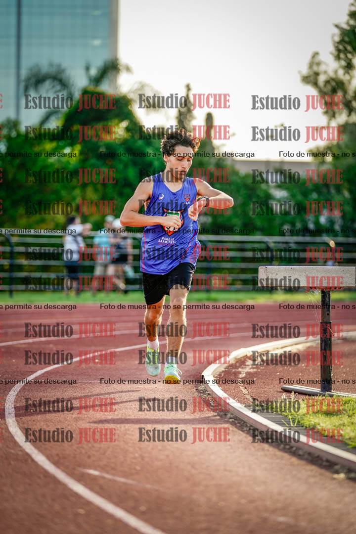 Fotos de los 1500 m llanos de varones