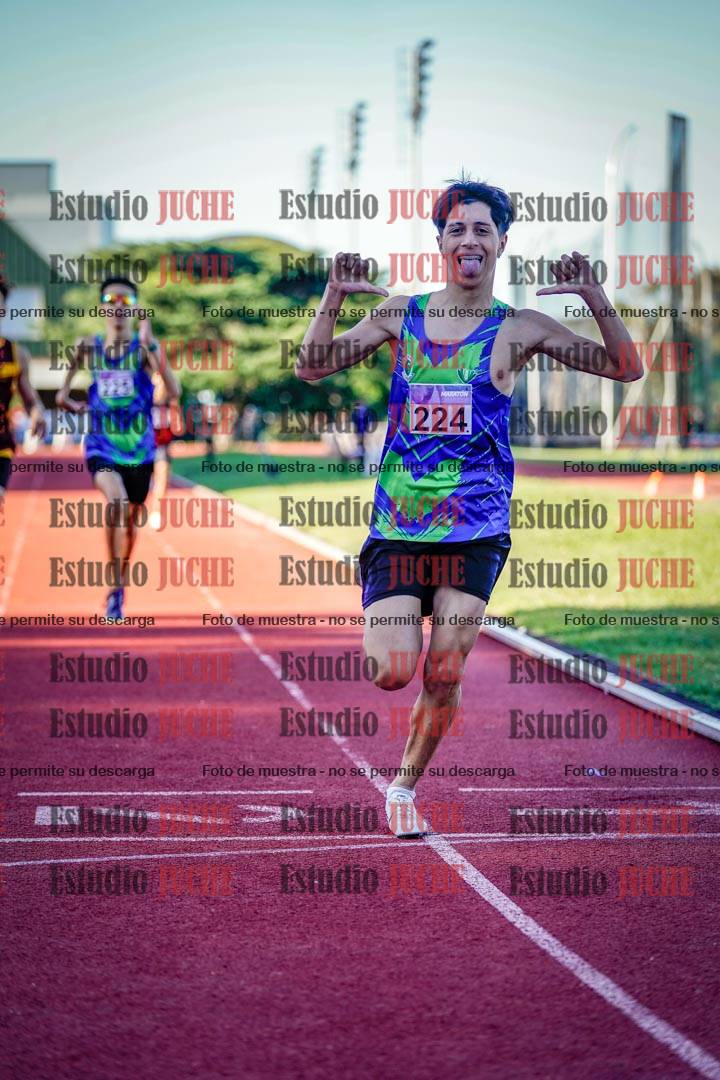 Fotos de los 600 m de varones