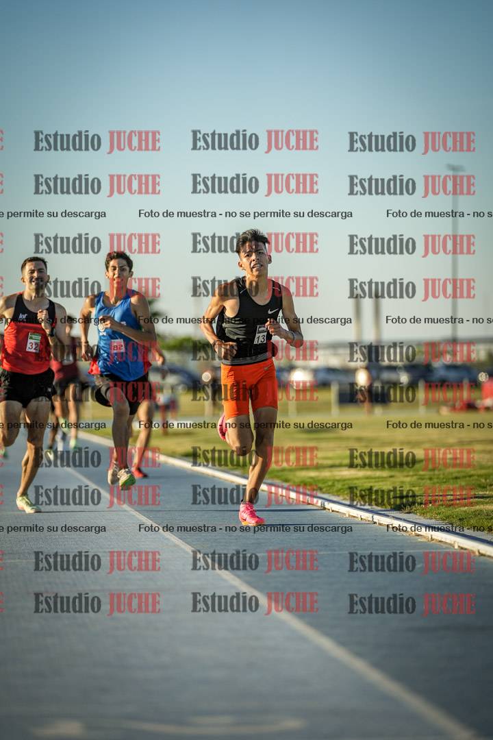 Fotos de los 1500 m llanos de varones