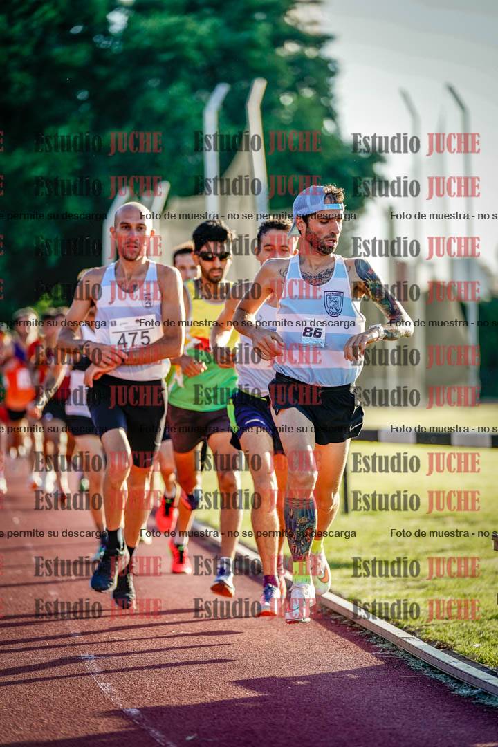 Fotos de los 3000 m llanos de varones
