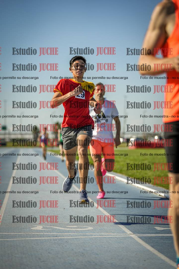 Fotos de los 1500 m llanos de varones