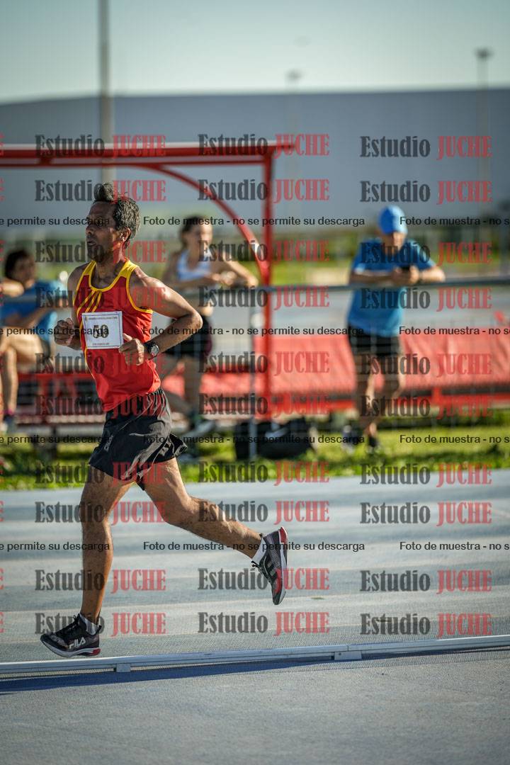 Fotos de los 3000 m llanos de varones
