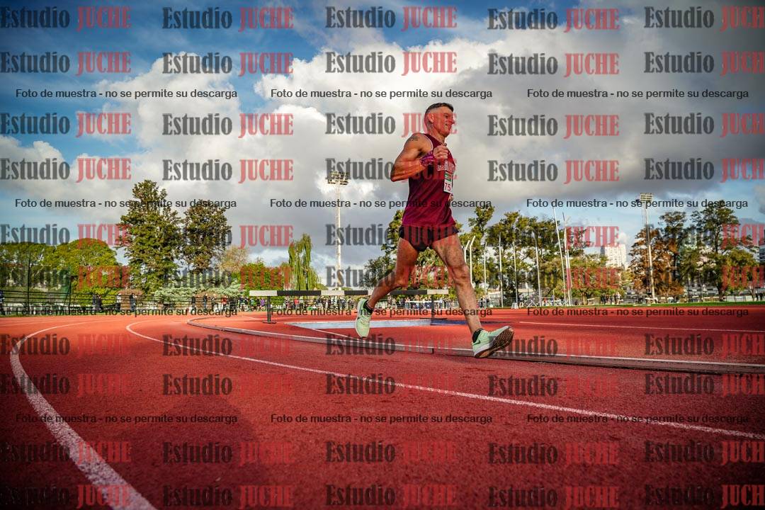 Fotos de los 3000 m llanos de varones