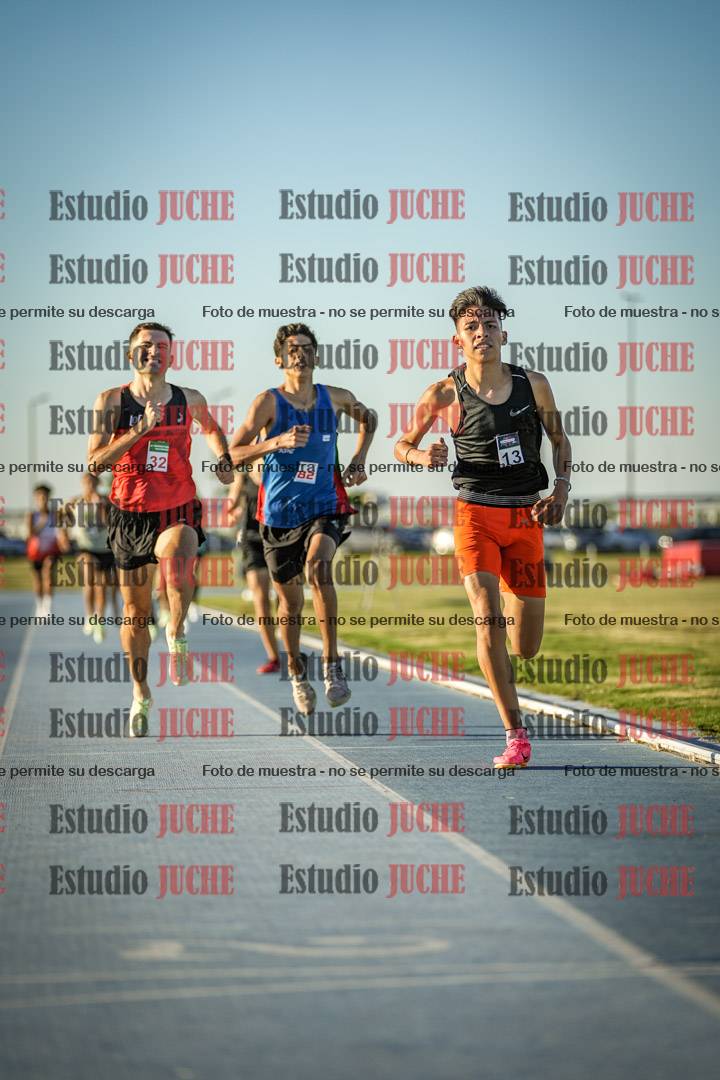 Fotos de los 1500 m llanos de varones