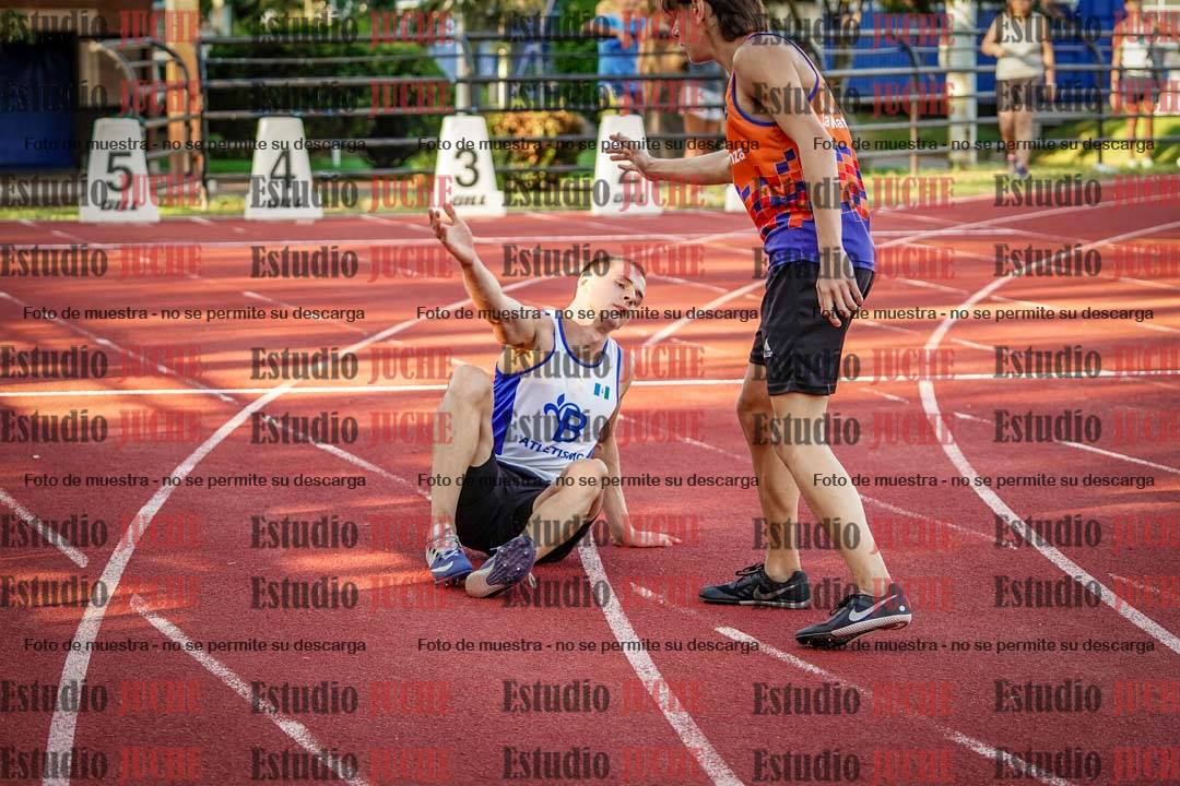 Fotos de algunos podios y extras del torneo