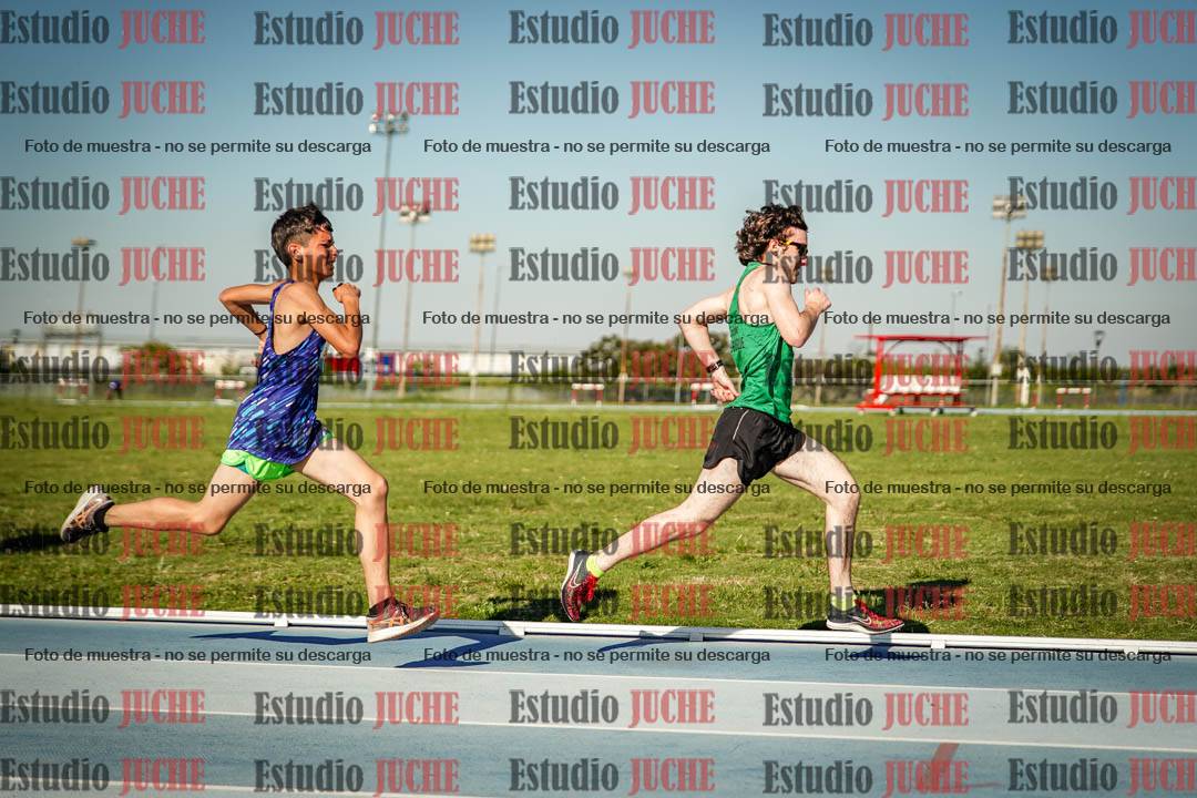 Fotos de los 1500 m llanos de varones