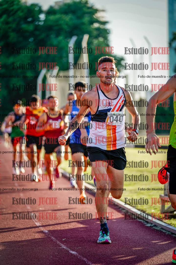 Fotos de los 3000 m llanos de varones