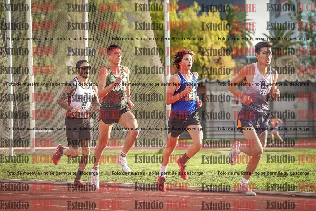 Fotos de los 3000 m llanos de varones