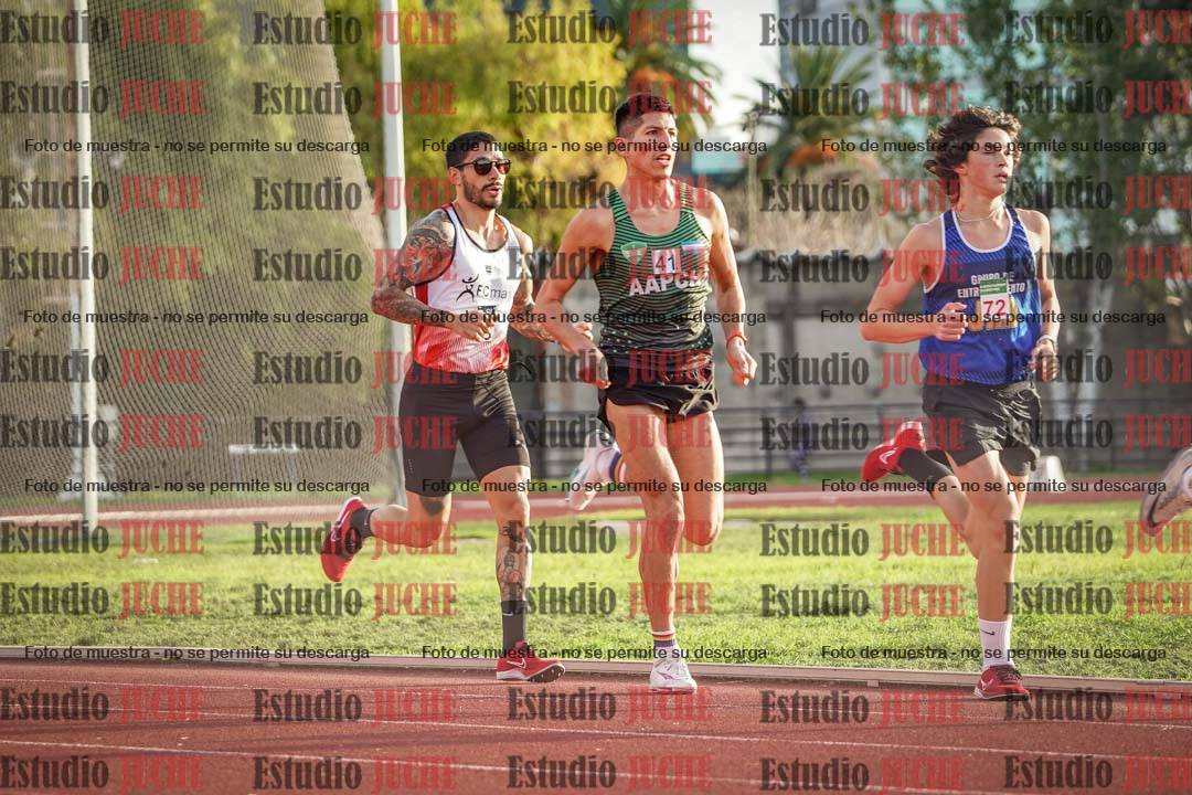 Fotos de los 3000 m llanos de varones
