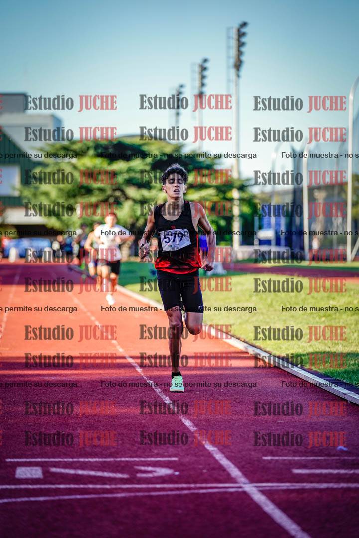 Fotos de los 600 m de varones