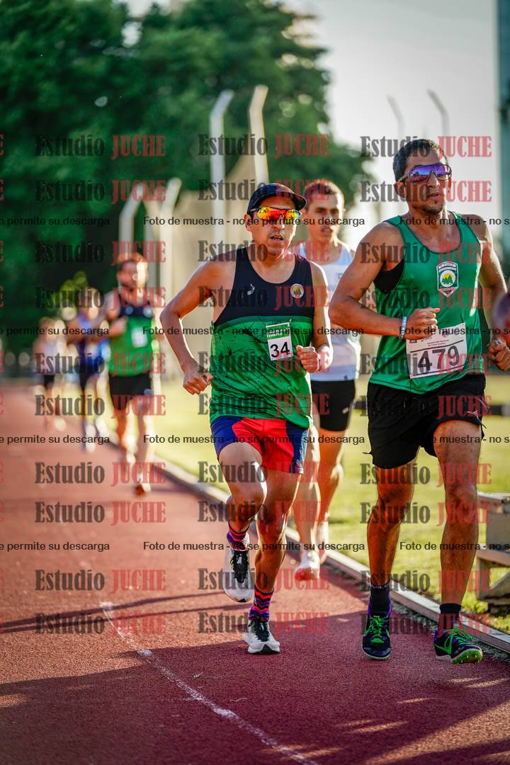 Fotos de los 3000 m llanos de varones