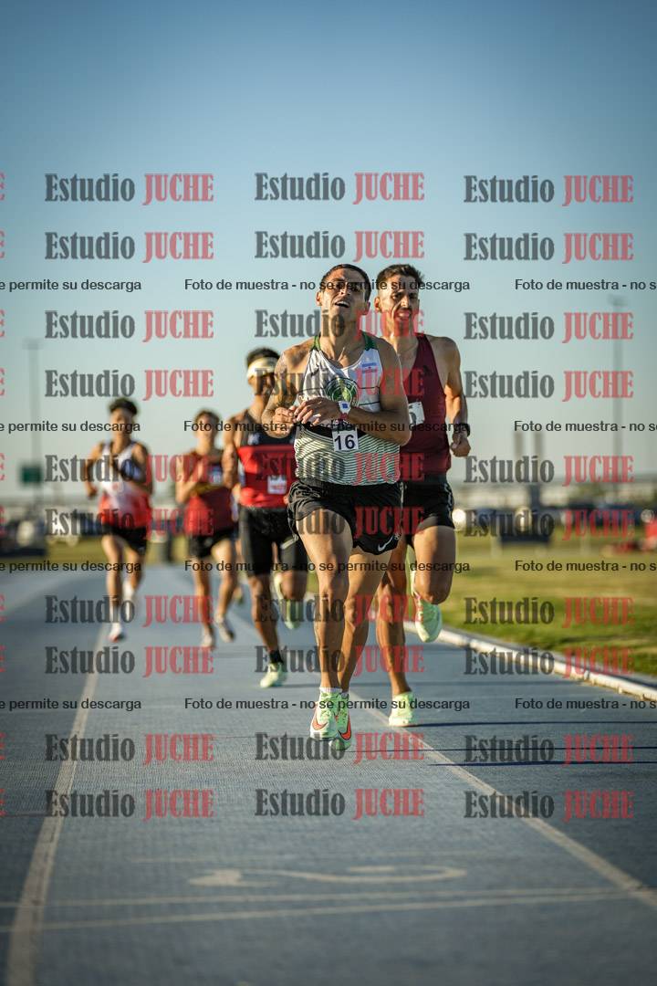 Fotos de los 1500 m llanos de varones