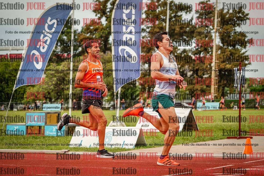 Fotos de los 3000 m llanos de varones