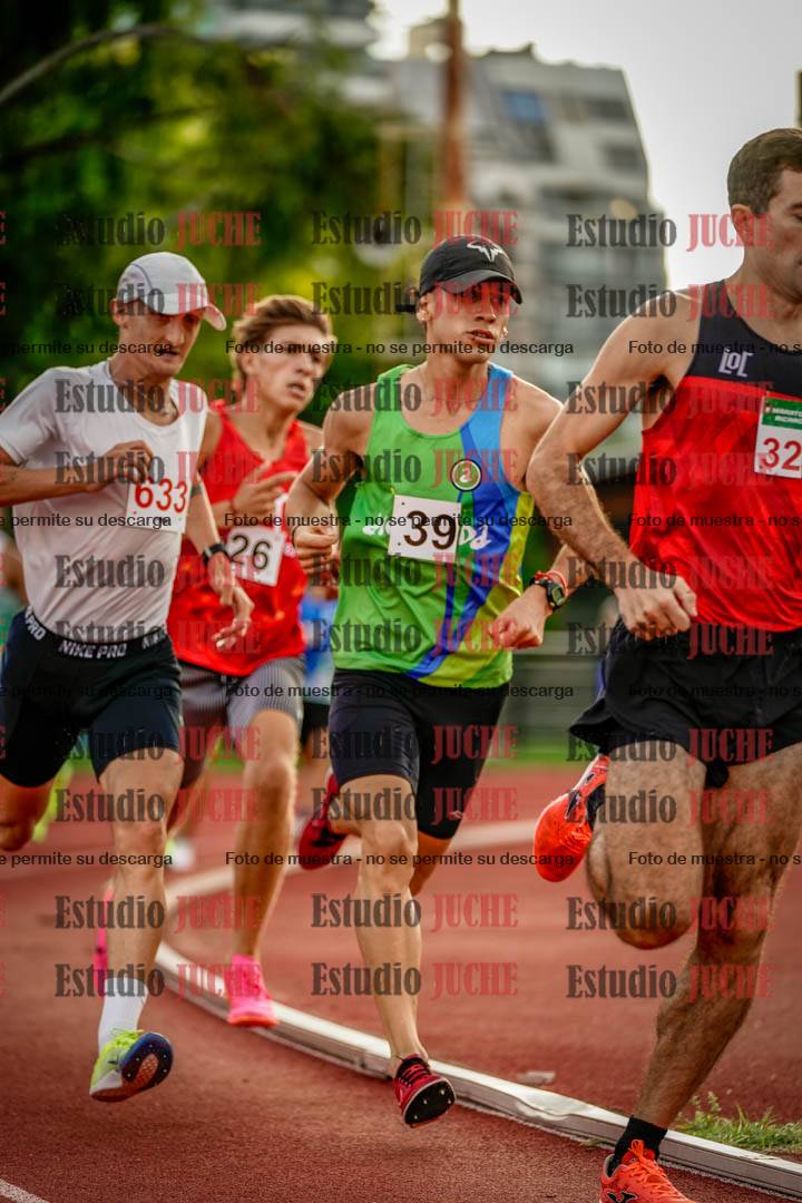 Fotos de los 1500 m llanos de varones