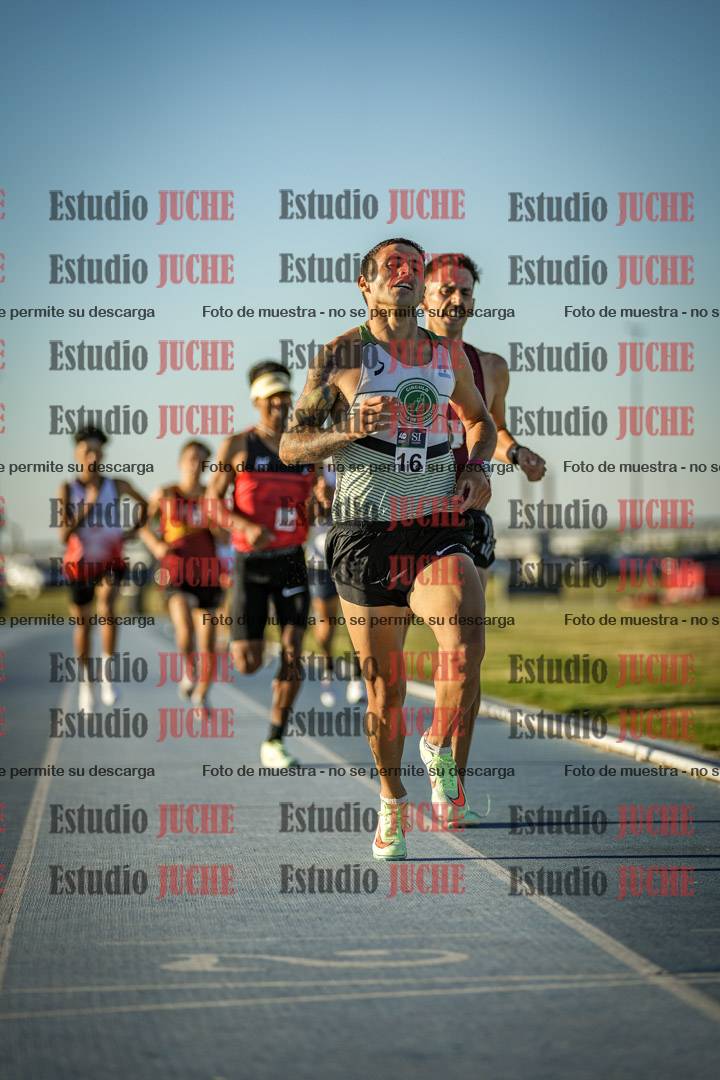 Fotos de los 1500 m llanos de varones