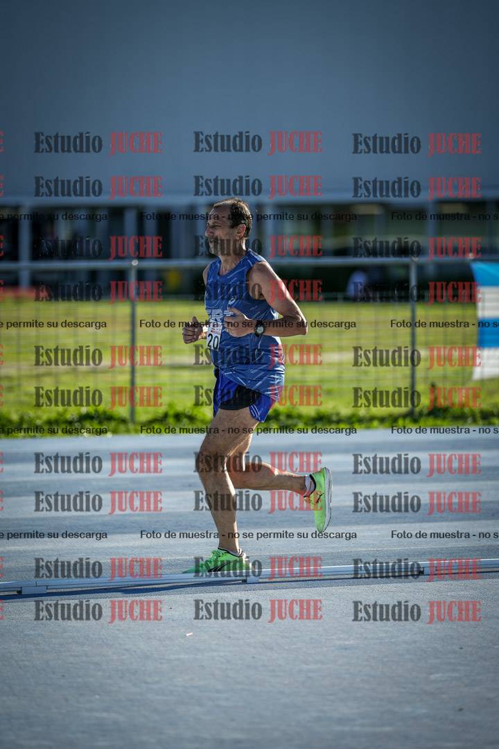 Fotos de los 3000 m llanos de varones