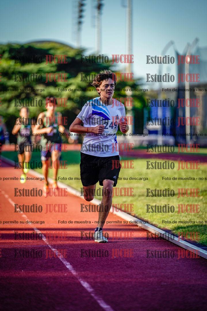 Fotos de los 600 m de varones