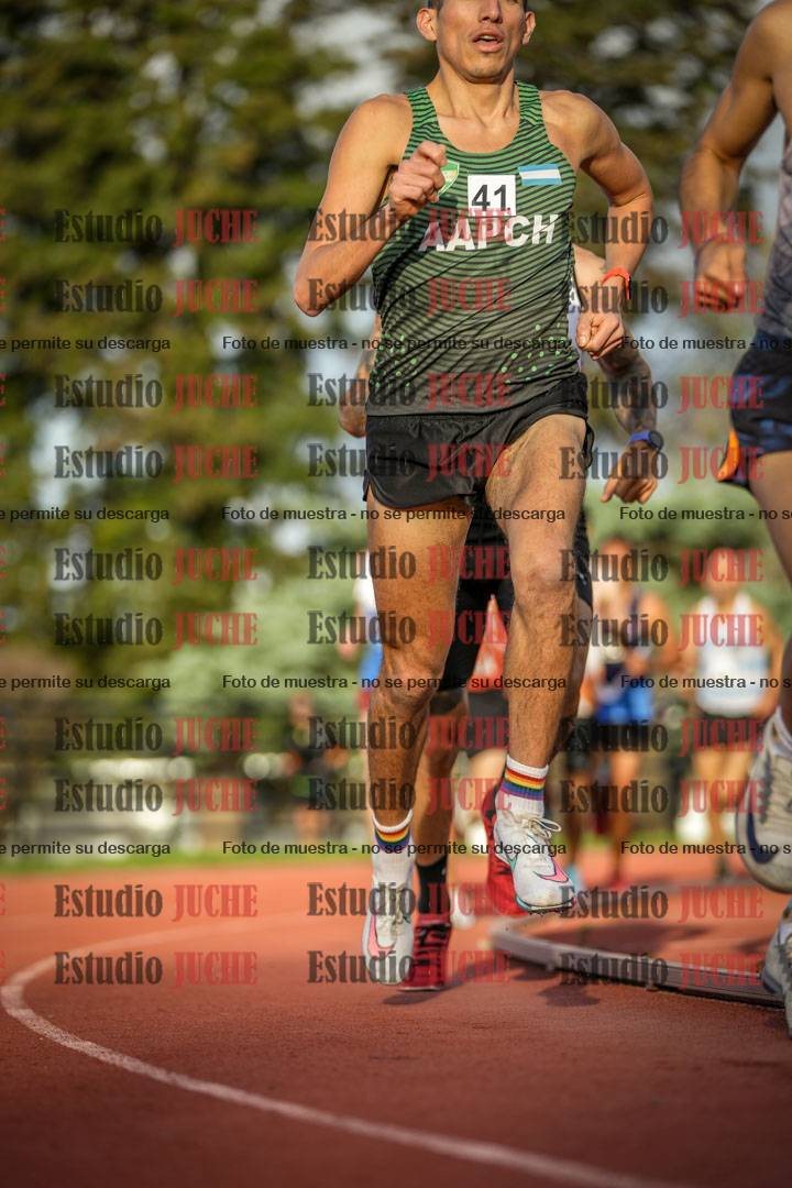 Fotos de los 3000 m llanos de varones