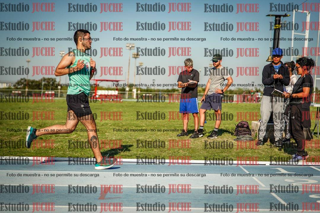 Fotos de los 1500 m llanos de varones