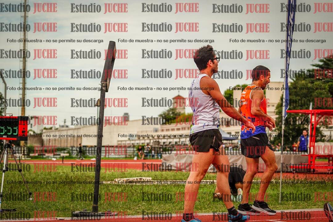 Fotos de los 3000 m llanos de varones