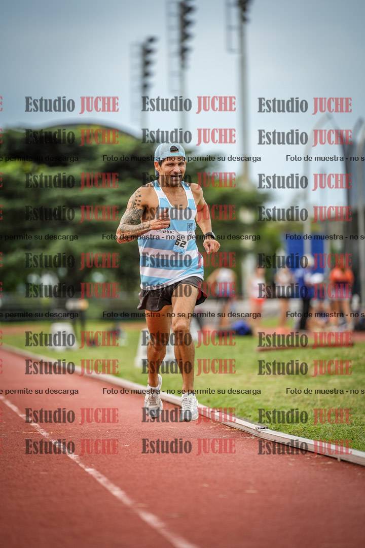 Fotos de los 3000 m llanos de varones