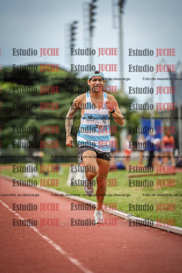 Fotos de los 3000 m llanos de varones