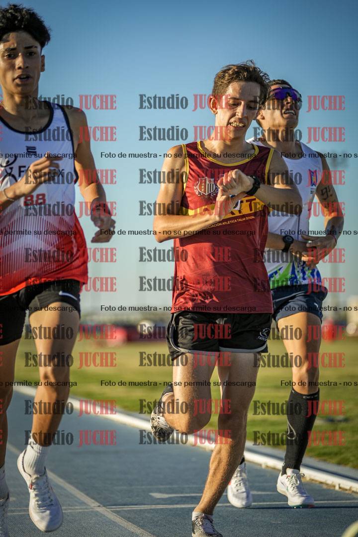 Fotos de los 1500 m llanos de varones