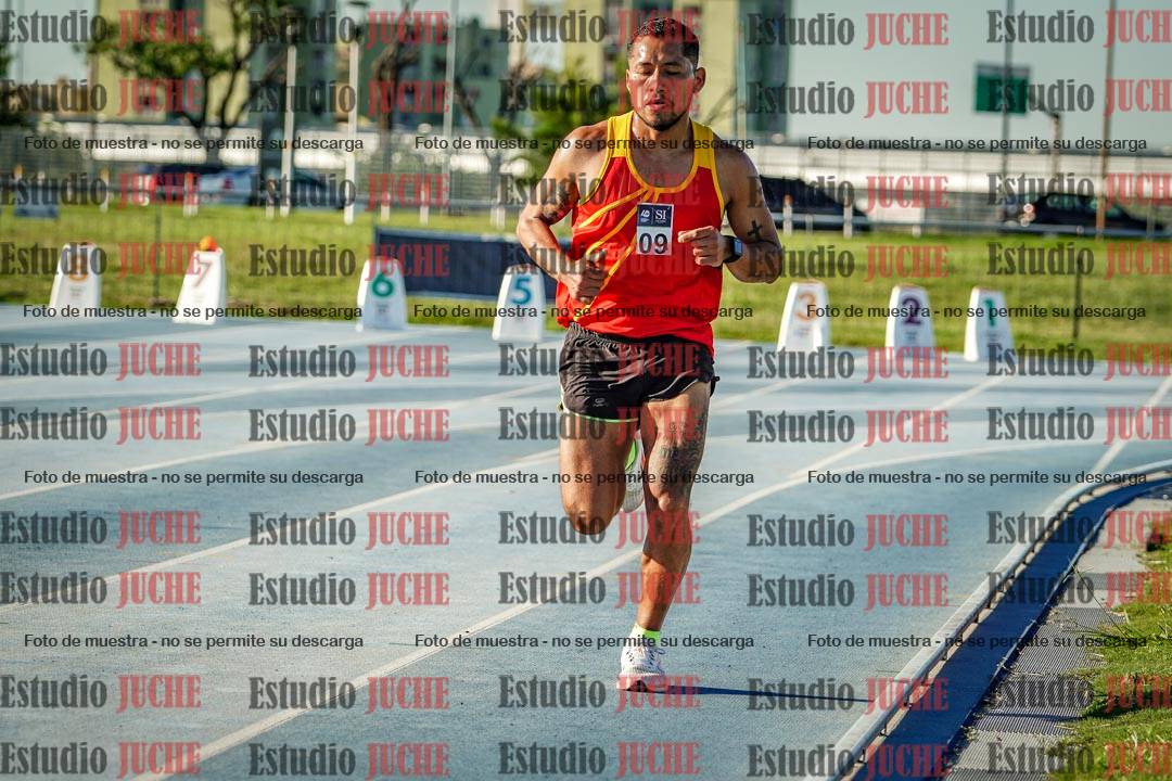 Fotos de los 3000 m llanos de varones