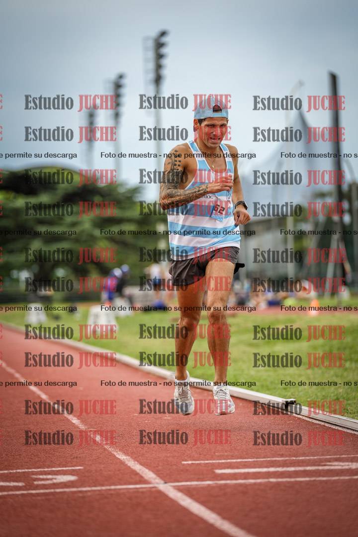 Fotos de los 3000 m llanos de varones
