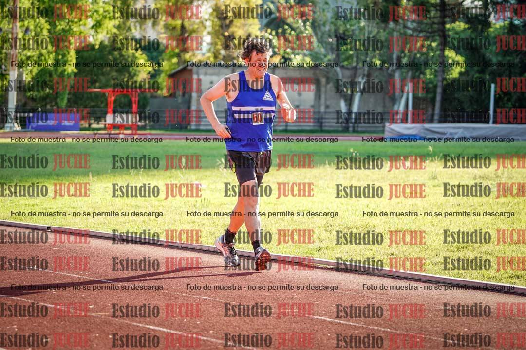 Fotos de los 3000 m llanos de varones