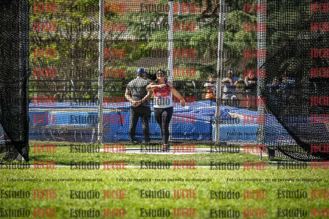 Fotos del lanzamiento de martillo de mujeres