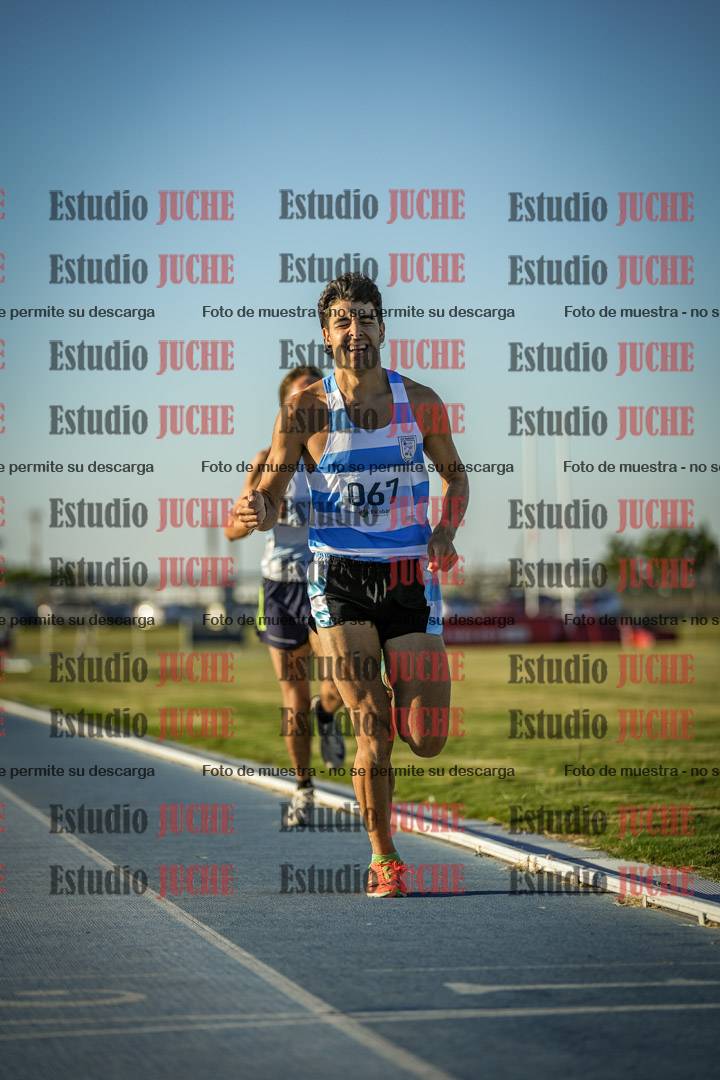 Fotos de los 1500 m llanos de varones