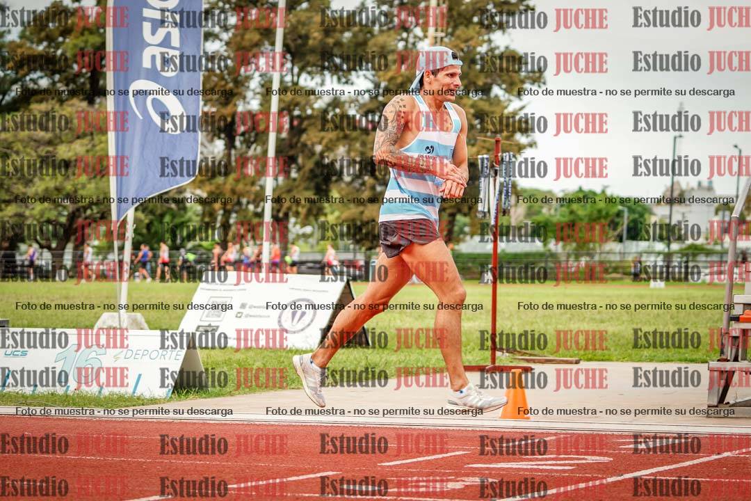 Fotos de los 3000 m llanos de varones