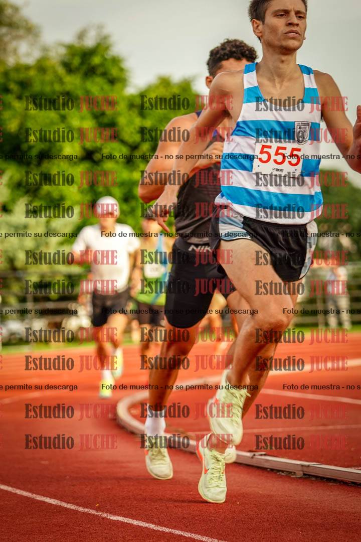 Fotos de los 1500 m llanos de varones