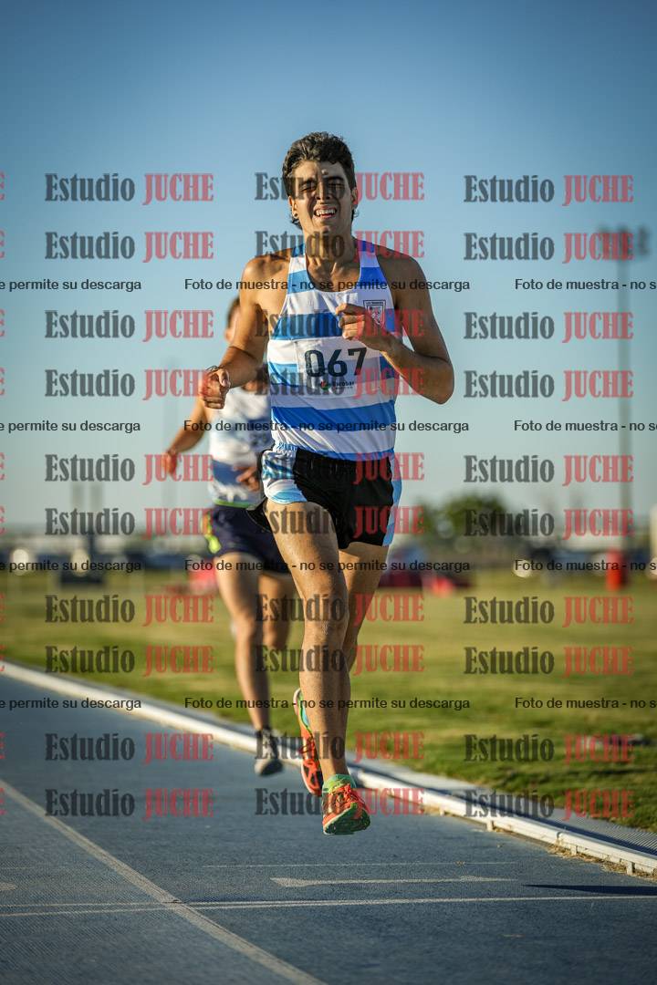 Fotos de los 1500 m llanos de varones